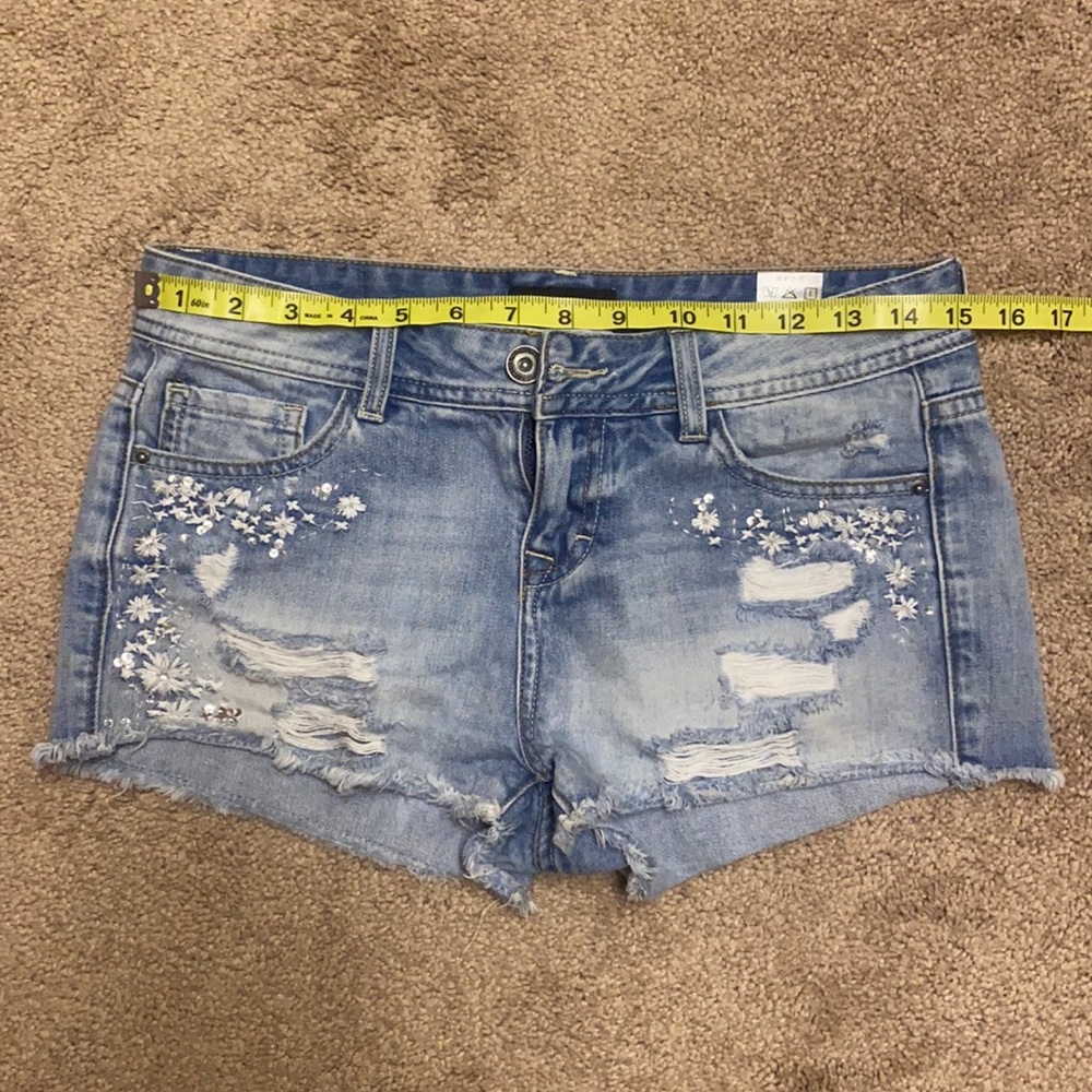 Only Jean sequined shorts size 27
